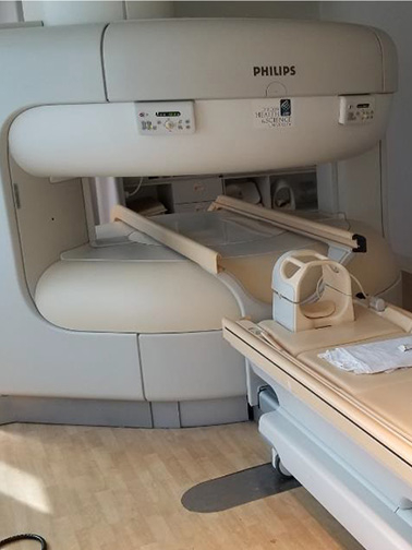 2006 Philips Panorama 1.0T 8 Channel HFO MRI